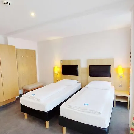 Hotel Ghotel & Living 3*